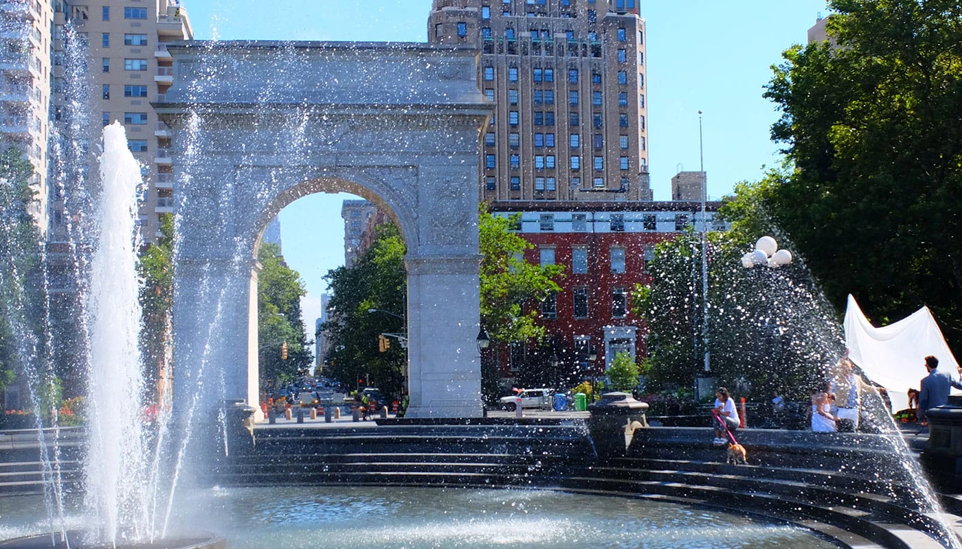 Greenwich Village in New York Washington Square Park.jpg